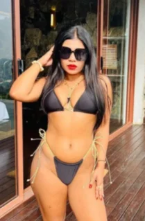 samiksha teenage escort girl Bangalore